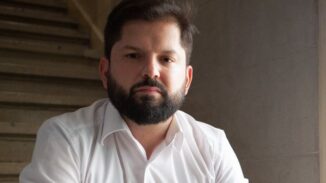 Economía ralentizada e inflación: los desafíos económicos de Boric