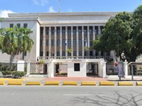 Ministerio de Educación dice sigue esperando respuesta de ADP