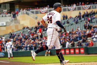 Gary Sánchez da grand slam; Vlad Guerrero Jr. y Jorge Polanco H4s