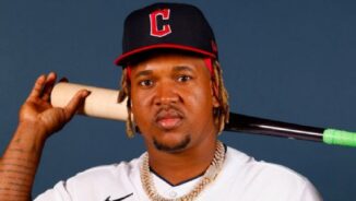 Dominicano José Ramírez llega a mil hits en su carrera en las GL