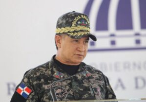 Por tercera vez, aplazan conocimiento resolución para interpelar director PN