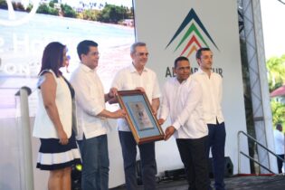 Abinader destaca estabilidad de libertades democráticas en República DominicanaR