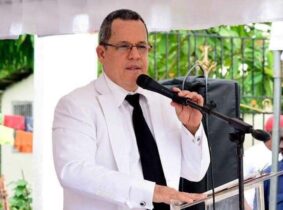 Renuncia del PLD el ex alcalde por La Victoria