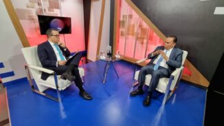 Radhamés Jiménez dice encuesta da Abinader 38% y a Leonel 36%