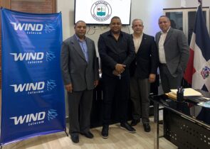 Alcaldía de San Pedro facilita trabajos expansión de Fibra Óptica a Wind Telecom