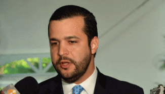 Rafael Paz promueve culminación del muro fronterizo