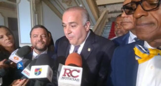 Senadores de New York visitan al presidente Abinader y abordan temas de la diáspora dominicana en el exterior