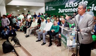Leonel critica la gestión de dos años del presidente Luis Abinader