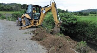 Aumentan 60% salarios operarios máquinas pesadas agrícolas RD