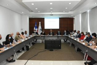 Convocan reunión para definir criterios de salario doméstico