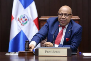 Alfredo Pacheco es propuesto por el PRM para seguir como presidente de la Cámara de Diputados