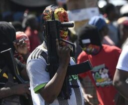 Haití navega sobre ‘caos, destrucción y violencia’