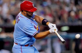 Albert Pujols dispara dos jonrones y llega a 692 en su carrera de GL