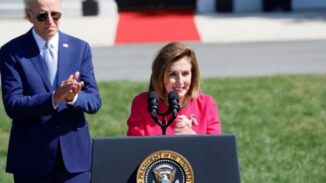 Pelosi afirma que EE.UU. no permitirá a China aislar a Taiwán