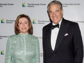 Será acusado de intento asesinato hombre agredió al marido de Pelosi