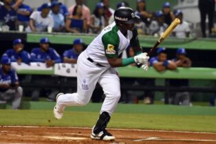 Estrellas frenan racha de Tigres y ganan en 10 entradas