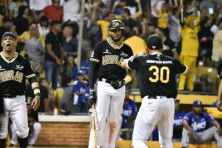 Águilas dejan en el terreno a Tigres con jonrón de Jerar Encarnación