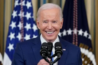 EEUU: A los 80 años Biden pondera segundo mandato como presidente