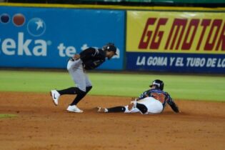 Aguilas derrotan al Licey; Toros y Gigantes se imponen beisbol RD