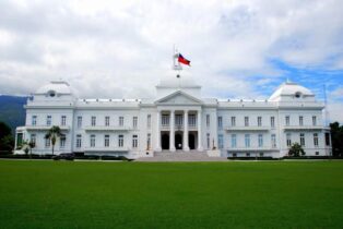 HAITI: Sociedad sacudida por prohibición migratoria Trump