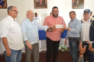 El Banco Agrícola apoyará renovación de plantaciones de cacao en el Este del país