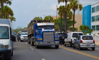 Limitarán tránsito vehículos pesados en centro del Distrito Nacional en 2023