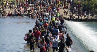 EE.UU: Se prepara para un aumento de la migración con el fin del Título 42