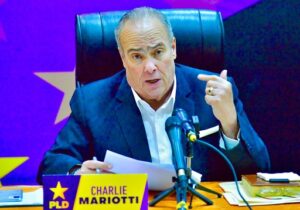 El PLD acusa Gobierno y PRM de aprobar a la carrera Ley Electoral