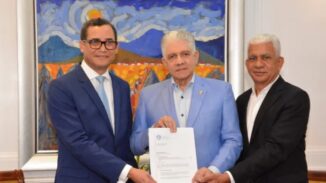 PRM entrega al Senado opiniones sobre reforma a la Ley Electoral