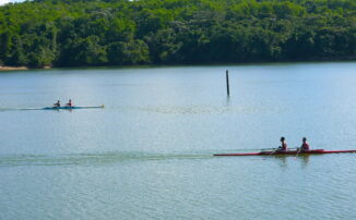 Cristian Guerrero brilla en el Campeonato Navideño de Remo