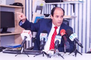 Ricardo Espaillat renuncia al PRSC; alega partido ha vendido sus principios