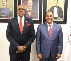 Félix Santana García asume como nuevo contralor general de la RD