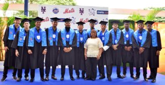 <strong>Academia Mets lleva prospectos a otro nivel; gradúa de bachiller a 36</strong>