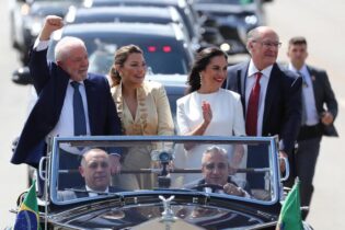 BRASIL: Lula asume presidencia y promete reconstrucción