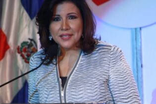 Alejandrina Germán señala que Margarita no se va del PLD