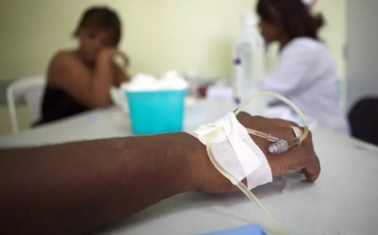 Santo Domingo y Santiago tienen más pacientes con dengue