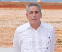 <strong>Hazoury da espaldarazo al inicio de construcción de hoteles fideicomiso Pedernales, Cabo Rojo</strong>