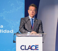 Flujo comercial del país en 2022 fue de US$43,436 millones, informó Ito Bisonó