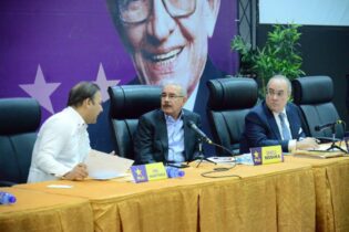 Comisión PLD  dará seguimiento a supuesta «compra» de alcaldes opositores