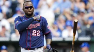 Miguel Sanó aclara que no se crió con su padre biológico, que está acusado de matar a una mujer en SPM