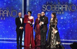 Luis Segura y Alicia Ortega ganan en RD los premios Gran Soberano