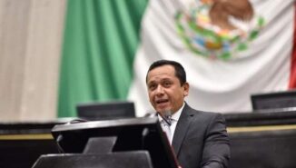 MÉXICO: Asesinan a tiros a funcionario y a su hijo de 7 años en el este del país