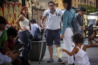EEUU: Nueva York abre una oficina para migrantes que solicitan asilo