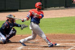 Dominicana supera a puros tablazos 9-0 a los Bravos de Atlanta