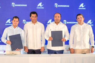 Asonahores y BanReservas firman acuerdo para impulsar turismo gastronómico