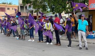 PLD no hizo tregua por SS; realizó «bandereos» en distintos puntos