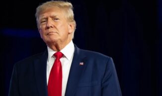 EU: FBI estrecha cerco Trump por documentos secretos, dice el Post
