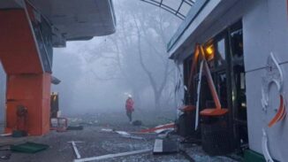 UCRANIA: Un muerto, 15 heridos en ataque ruso contra un hospital de Dnipró