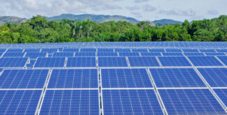 Pide Abinader coloque paneles solares en instituciones públicas