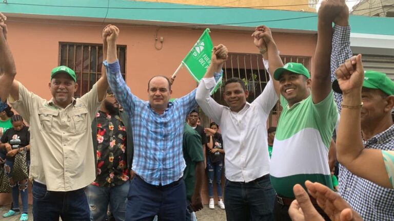 Surun Hernández asegura Fuerza del Pueblo ganará Alcaldía SDE con más del 50%